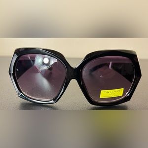 TAHARI Women’s TH849 OX Oversized Sunglasses Sun Reader +2.0